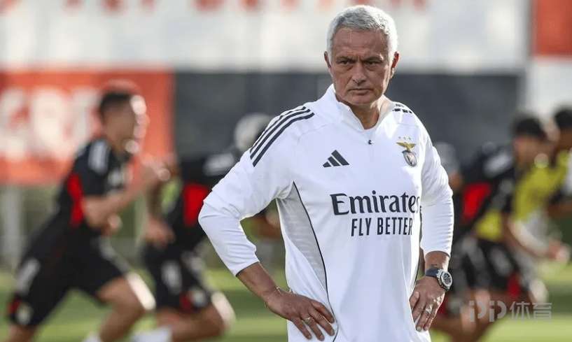 何炅,岁庆生,娱乐圈众星,巅峰国际官网,巅峰国际品牌,巅峰国际精彩,巅峰国际